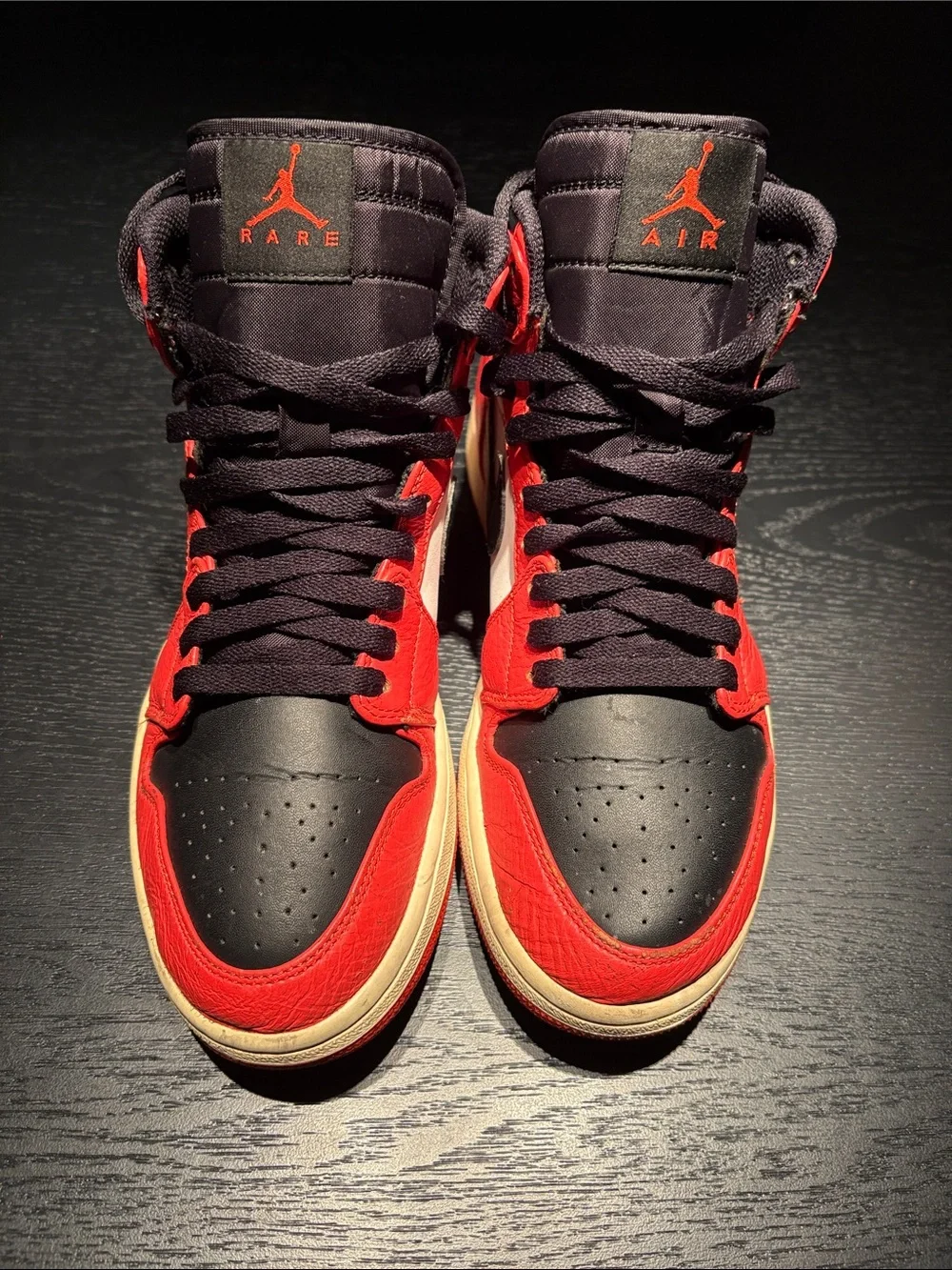 Air Jordan Retro High Top Basketball- Orange White & Black men’s size 9